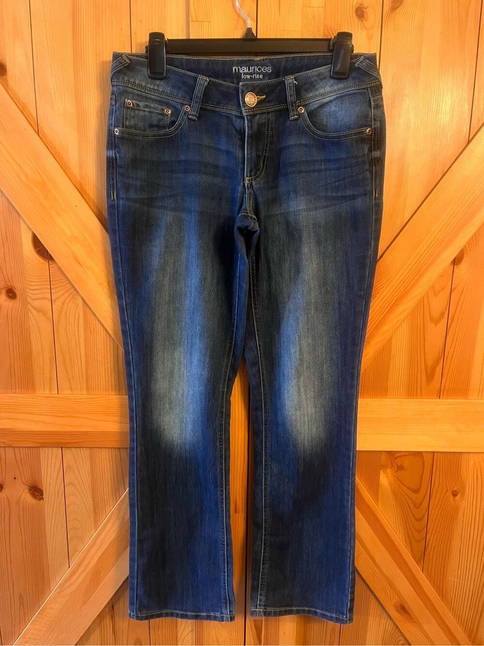 Maurices Jeans Women 2 Short Boot Cut Low Rise Dark Wash Distressed (1112)